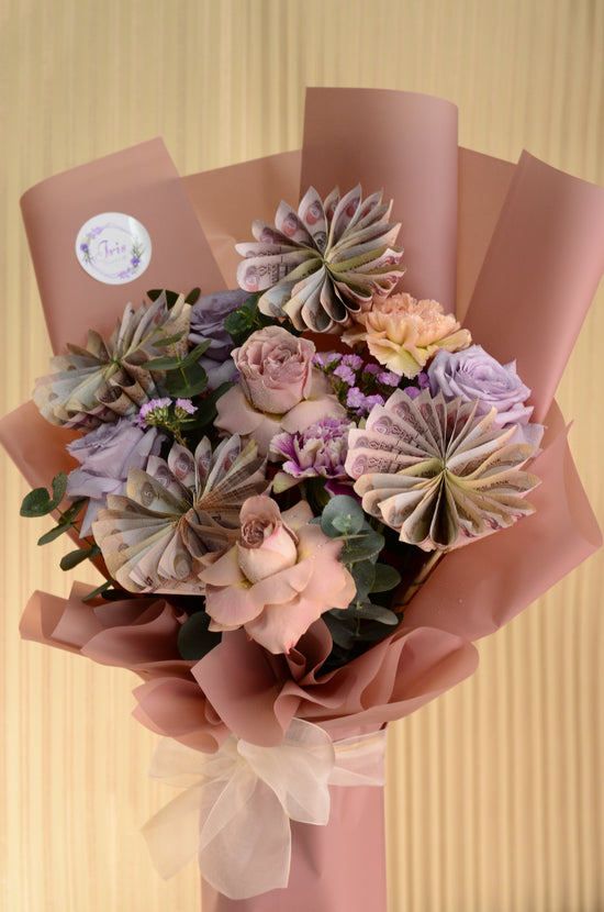 Surprise Your Loved Ones with Iris Fresh Flower and Cash Money Bouquet