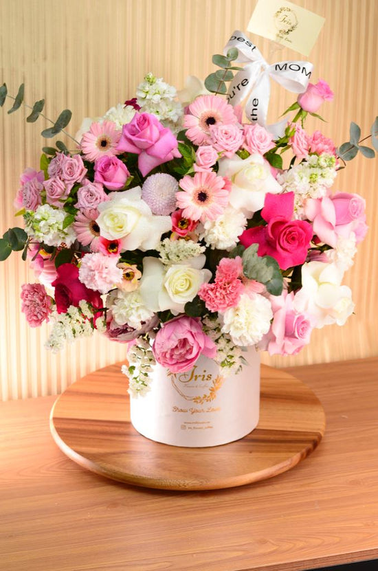 Luxury pink flower box
