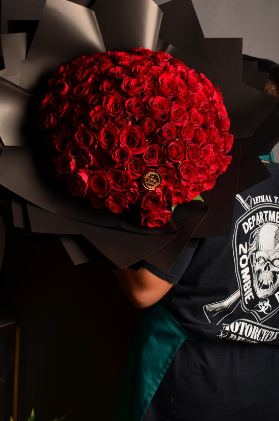 100 Red Rose