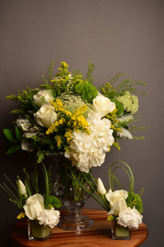 Luxury White flowers vase