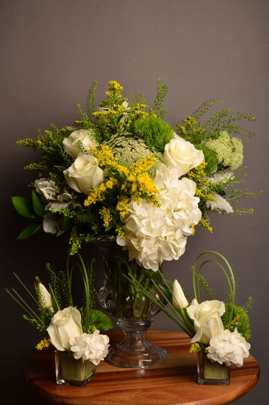Luxury White flowers vase