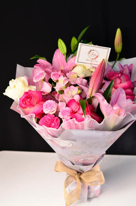 Pink flowers bouquet
