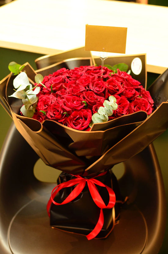 Red rose bouquet