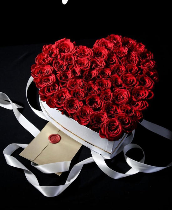 Luxury red rose box